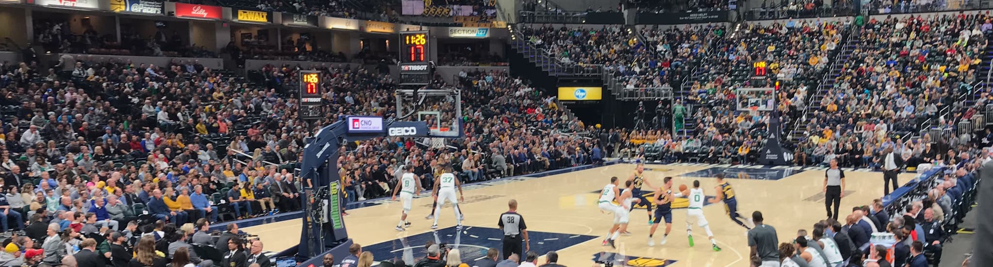 birdeye view of thousands of fans in the stands
